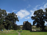 SX09662 Crickhowell Castle ruins.jpg